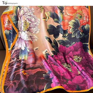 Bufanda de Seda de Lujo para Mujer, Tela Suave y Elegante, Ropa de Moda, Bufanda de Seda con Estampado Personalizado - Product Image 4