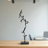 Sculpture en métal et marbre : L'objectif est la progression. Objets décoratifs pour la maison, à placer sur les étagères, les manteaux ou les bibliothèques.