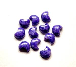 Charoita natural en forma de luna creciente, pulida, con reverso plano, piedra preciosa suelta para la fabricación de joyas, suministro al por mayor. - Product Image 3