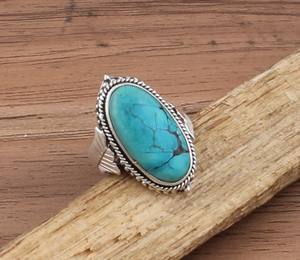 Bague en argent sterling 925 à trois rangs classique pour femmes, en turquoise naturelle faite à la main, vente en gros, fabricant sur mesure - Product Image 6