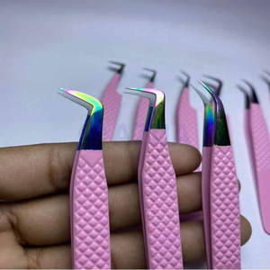 Pince à épiler professionnelle pour cils et sourcils en acier inoxydable avec revêtement en poudre colorée, fabriquée au Pakistan - Product Image 6