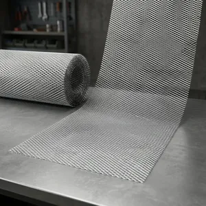 Servicio de Corte Disponible para Paneles Decorativos de Malla de Alambre Galvanizado Expandido con Patrón de Diamante Soldado - Product Image 6