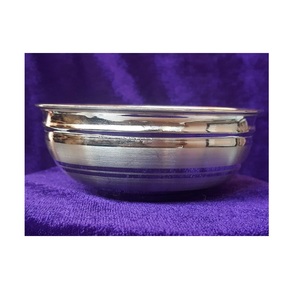 Tazón de pedicura de acero inoxidable de alta calidad, tina profunda para remojar los pies, para un uso cómodo en salones de belleza, spas y en el hogar. - Product Image 1