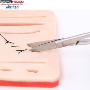 Tijeras de Sutura de Calidad Premium de 13 CM con Puntas Extra Finas, Instrumento Quirúrgico de Acero Inoxidable para Retirar Suturas - Product Image 2