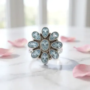 Anillo de Plata de Ley 925 con Topacio Azul Celestial, Hecho a Mano, con Forma de Flor, Gema Natural, Joyería Elegante para Mujeres y Niñas, Uso Diario - Product Image 3