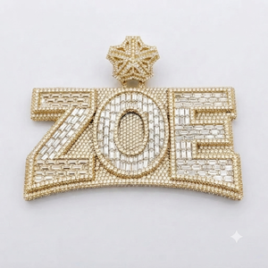 Pendentif personnalisé en argent 925 plaqué rhodium avec initiale de nom, serti de moissanite taille baguette, style hip-hop, pour soirée - Product Image 3