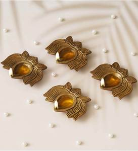 Support à huile traditionnel en laiton, Diya en cuivre, Deepam, Lampe de prière Pooja, Décoration de temple et de maison, Éclairage de festival, Accent d'intérieur - Product Image 5