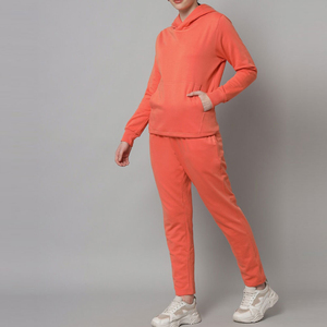 Conjunto Deportivo Elegante, Sudadera con Capucha y Pantalones Deportivos, Tela Suave para Mujer, Ropa Deportiva, Fitness y Casual para el Día a Día - Product Image 3