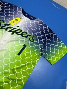 Último Diseño de Camiseta de Béisbol con Escamas de Pez, Camiseta de Béisbol de los Gwinnett Stripers, Talla Única, Uniforme de Béisbol - Product Image 2