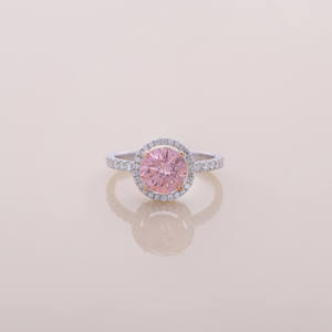 แหวนพลอยสีชมพูทรงกลมประดับเพชรรอบวง แหวนเงินแท้ 925 สำหรับเธอ - Product Image 3