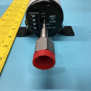 Baratron différentiel MKS 223B-11082 TYPE 223B - Équipement et pièces semi-conductrices de renommée mondiale à confiance - Product Image 2