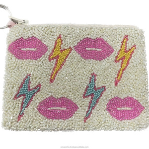 Bolso de mano plegable con cuentas bordadas a mano, cierre magnético con diseño de labios y rayos, para regalos, fiestas y accesorios - Product Image 1