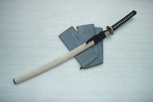 Katana japonais en acier carbone fait main avec manche en bois, lame droite, qualité industrielle, OEM, garantie 3 ans - Product Image 4