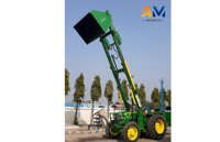 Ashok Metal Works Nicht-Teleskopischer Schaufellader für New Holland Traktoren 400kg Schaufelkapazität 16ft Entladehöhe Zuverlässig 1 Jahr Garantie