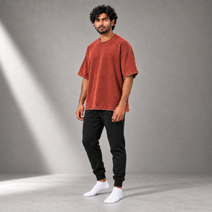 เสื้อยืดโอเวอร์ไซส์ผ้าฝ้ายซักนุ่มสำหรับผู้ชาย หนัก 360 กรัม เป็นมิตรกับสิ่งแวดล้อม ขอบดิบ ทรงบ็อกซี่ ไหล่ตก คอกลม สไตล์ลำลอง - Product Image 1