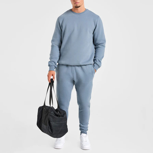 Ensemble de survêtement 2 pièces pour homme, qualité supérieure, personnalisé, style streetwear, en molleton 100% coton épais, séchage rapide, avec sweat à capuche et pantalon de jogging - Product Image 3
