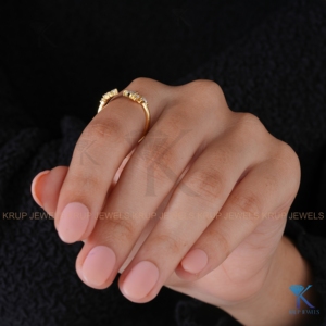 Anillo Abierto de Oro Macizo con Diamante Cultivado en Laboratorio, Diseño Floral Clásico Vintage, Joyería Fina Hecha a Medida para Mujer, Regalo de Aniversario o Fiesta - Product Image 4
