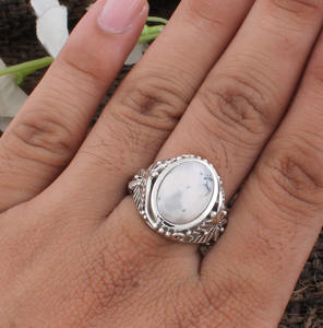 Bague Solitaire Classique Bohème Faite à la Main en Argent Sterling 925 avec Opale Dendritique Taille Brillant Sertie Clos, Idéale pour Mariage et Fêtes - Product Image 6