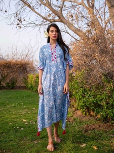 Vestido de caftán rosa azul claro hecho a mano hermoso largo holgado de algodón ligero estampado hasta el suelo natural para el verano - Product Image 2