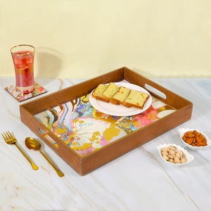 Juego de bandejas cuadradas con diseño simple y asa, decoraciones de mesa de madera de bambú impresas con UV para café y aperitivos - Product Image 1
