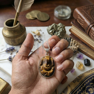 Pendentif unisexe en forme d'hexagone religieux Ganesha en œil de tigre - Product Image 6