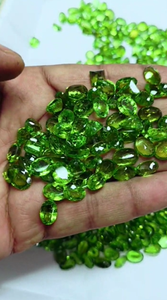 Piedra Preciosa de Peridoto Natural Tallada para Diseñadores de Joyas, Joyeros y Proveedores de Piedras Preciosas - Product Image 6