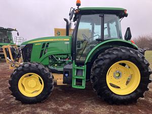 Tracteur agricole John Deere 6105E 2WD 90HP 4 roues motrices de haute qualité, équipement agricole, pompe, boîte de vitesses, meilleur prix d'usine, en vente - Product Image 6