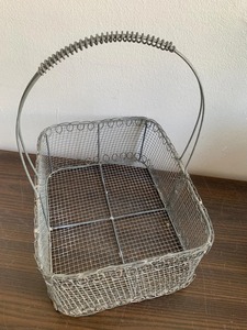 Vintage Style Metal Fruits <b>Basket</b> Perfect For Garden Patio Kitchen Dining <b>Table</b> And Decorative Fruit Display Storage Organizer - Product Image 4