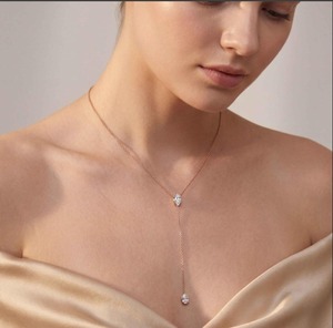 Élégant collier pendentif lariat à deux pierres en diamant de laboratoire taille poire 2,00 carats en or rose 9K - Product Image 1