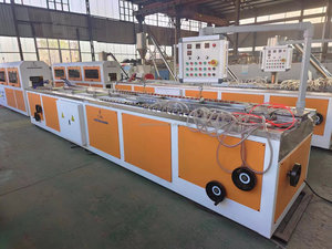 Wpc Gỗ nhựa composite <span class=keywords><strong>Panel</strong></span> tường decking sân thượng hàng rào làm máy Dây chuyền sản xuất nhà máy sản xuất - Product Image 6