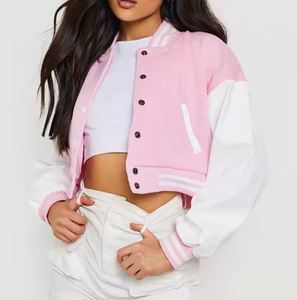 Chaqueta Varsity Rosa y Blanca con Bloques de Color, Corte Regular, Estilo Preppy, Cuello Vuelto, Cierre de Botones, Ideal para Primavera - Product Image 3