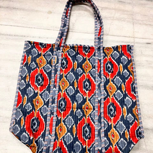 Sac à bandoulière tendance, sac fourre-tout en coton imprimé à la main, sac fourre-tout de luxe pour femmes en cuir véritable, impression et logo personnalisés - Product Image 1