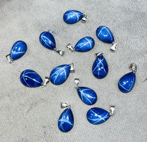 Colgante de Plata con Zafiro Azul Natural de 6 Rayos, Forma de Pera, Hecho a Mano, Joyería de Zafiro Azul de Alta Calidad - Product Image 3