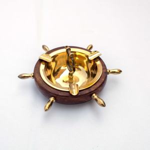 Cendrier en bois Sailor Wheel - Product Image 3