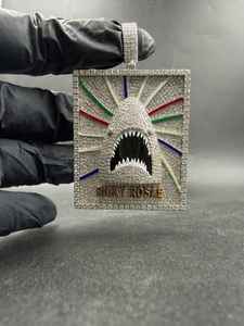 Pendentif Requin Ricky Rosae Iced Out en Argent 925 avec Zircons Cubiques et Strass, Breloque Hip Hop à Thème Animal, Bijou Unisexe - Product Image 3
