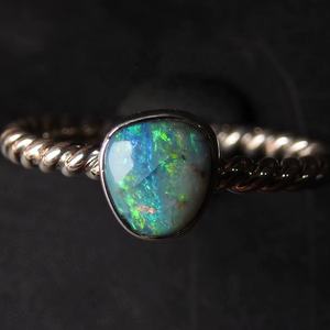 Bague de mariage en opale australienne, argent sterling 925, opale doublet pierre de naissance d'octobre, taille US 6.5, bijou classique fait main, cadeau pour - Product Image 1