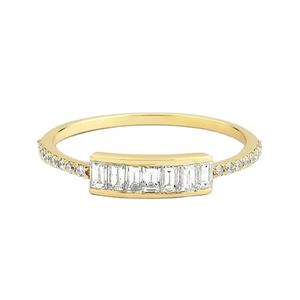 แหวนแต่งงานทองคำแท้สีเหลืองสำหรับผู้หญิง ประดับเพชรทรงบาแก็ตต์ธรรมชาติ น้ำหนัก 0.48 กะรัต ความใส SI ฝังแบบช่อง  รับรองโดย IGI นำเข้าจากอินเดีย - Product Image 1