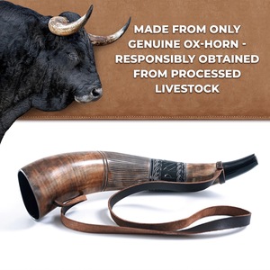 Cuerno Vikingo Pulido Ecológico de ILAHI, Cuerno de Búfalo con Forma Natural Antigua, Correas de Cuero, Estilo Religioso Feng Shui - Product Image 1