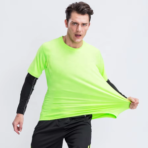 T-shirt à manches courtes pour homme, bleu, à séchage rapide, col rond, coupe classique, design sportif, logo imprimé sur le devant - Product Image 6