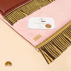 Tapis de prière islamique Jumbo Peach XL en polyester fabriqué à la machine, avec mousse de fourrure synthétique de qualité supérieure, 130x75cm, accent or 24K, pour voyage et maison - Product Image 5