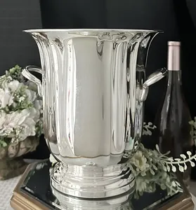 Seau à glace en métal fait main, décor traditionnel, refroidisseur à vin et champagne pour bar à domicile classique, restaurant, hôtel et hôtellerie - Product Image 5