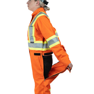Overoles de Trabajo Unisex Antiestáticos con Bordado Personalizado, Ropa de Trabajo Térmica Profesional, Fabricante de Ropa Utilitaria, Exportación OEM de Pakistán - Product Image 2