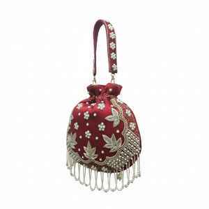 Bolso Potli de Novia con Bordado de Perlas, Bolso de Moda Hecho a Mano con Seda Cruda - Product Image 2