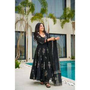 Conjunto de Traje Anarkali de Fiesta Talla XS de Diseñador con Hermoso Estampado Digital - Product Image 2