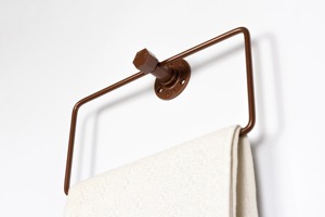 Porte-serviettes mural en métal de forme carrée pour salle de bain, cuisine, zone de lavabo, organisateur hygiénique et peu encombrant - Product Image 4