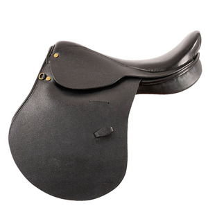 Selle de polo confortable conçue avec un siège en cuir lisse et une construction robuste et équilibrée pour la pratique quotidienne et les compétitions. - Product Image 6