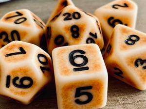 Dés en os en gros, dés polyédriques professionnels en os pour jeux de rôle sur table Dungeons and Dragons, prix d'usine personnalisé - Product Image 2