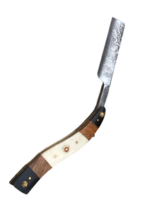 มีดโกนหนวดเหล็กดามัสกัสทำมือแบบกำหนดเอง พร้อมด้ามจับทำจากเขาแกะ สำหรับช่างตัดผมโกนหนวดและโกนเครา - Product Image 4