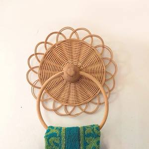 Décoration de salle de bain de style moderne, porte-serviettes en rotin, support de rangement de cuisine, porte-serviettes circulaire tissé à la main - Product Image 1