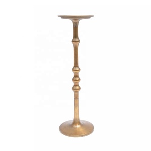 Candelabros de aluminio de Pilar martillado moderno, candelabro de decoración modernista de aluminio fundido sólido, candelabro para el hogar - Product Image 4